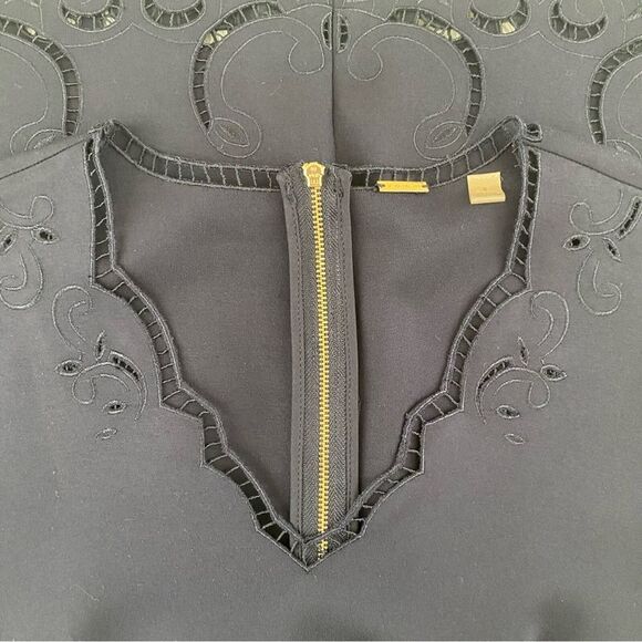 TAHARI Women's Dress Embroidered V-neck Cap Sleeve Navy Blue Size 6 - Picture 9 of 11